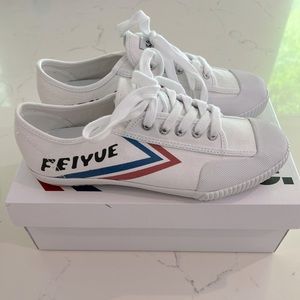 Feiyue, Womens, White sneaker, size 8